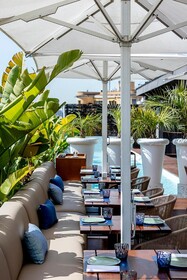 Monument Hotel