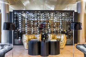 Monument Hotel