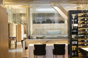 Monument Hotel