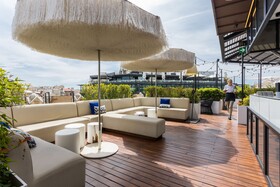Monument Hotel