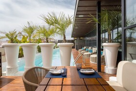 Monument Hotel