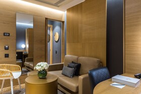 Monument Hotel