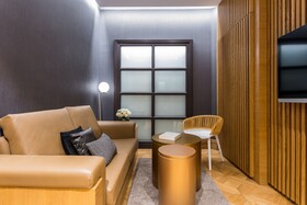 Monument Hotel