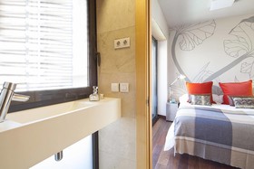 My Space Barcelona Gracia Pool Center
