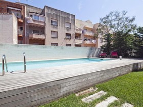 My Space Barcelona Gracia Pool Center