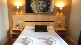 Natura Barcelona Hostal