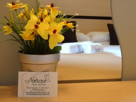 Natura Barcelona Hostal