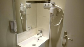 Natura Barcelona Hostal