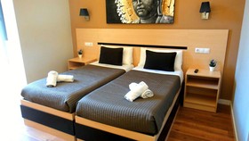 Natura Barcelona Hostal