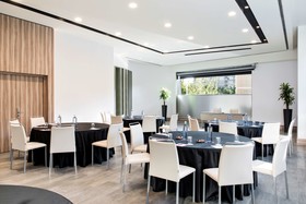 NH Collection Barcelona Constanza
