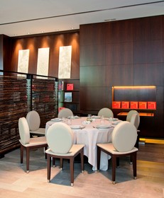 NH Collection Barcelona Constanza