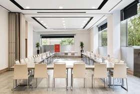 NH Collection Barcelona Constanza