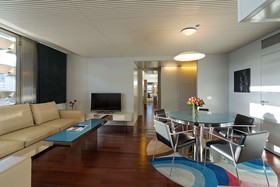 NH Collection Barcelona Constanza