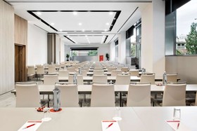 NH Collection Barcelona Constanza