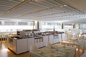 NH Collection Barcelona Constanza
