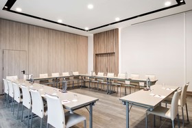 NH Collection Barcelona Constanza