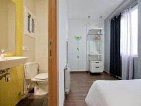 Nitzs Bcn Hostal