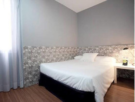 Nitzs Bcn Hostal