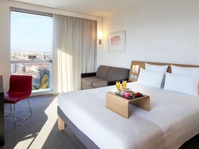 Novotel Barcelona City