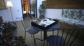 Ofelias Hotel