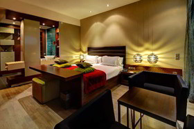 Olivia Plaza Hotel