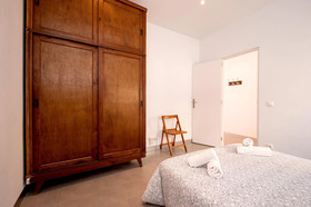 Rentbcn Gaudi Apartments