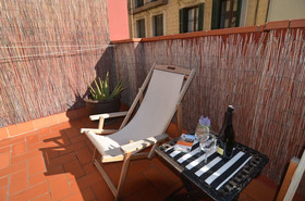Rentbcn Gaudi Apartments