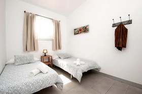 Rentbcn Gaudi Apartments