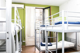 Sant Jordi Hostel Alberg/Lluria