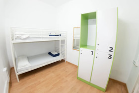 Sant Jordi Hostel Alberg/Lluria