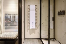 Seventy Barcelona
