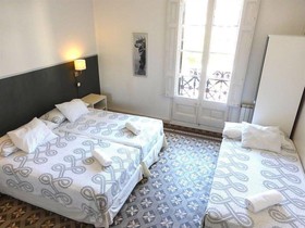 SleepHouse 32