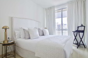 Splendom Suites Pau Clarís
