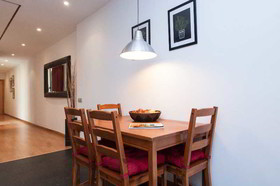Liceu Apartments by Gaiarooms