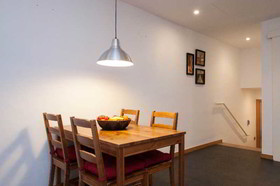 Liceu Apartments by Gaiarooms