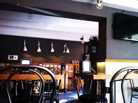 The Corner 592