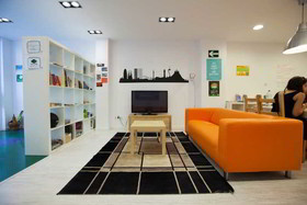 The Hostel Box Port