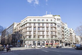 The White Flats Eixample