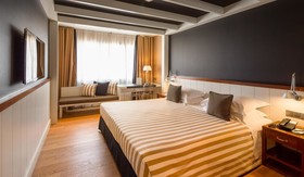 U232 Hotel