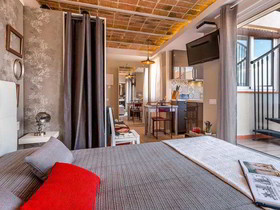 Urban District Vintage Suites