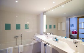 Novotel Barcelona Cornella