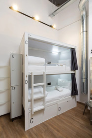 Airhostel Barcelona Aeropuerto