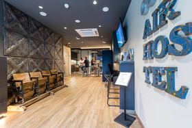 Airhostel Barcelona Aeropuerto