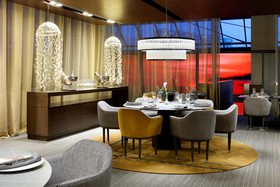 Hesperia Barcelona Fira Suites
