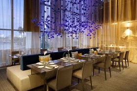 Hesperia Barcelona Fira Suites