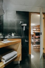 Hesperia Barcelona Fira Suites