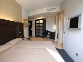 Hotel Madanis
