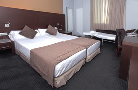 Hotel Madanis