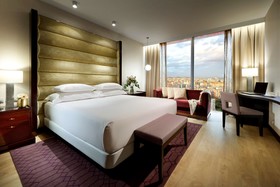 Hyatt Regency Barcelona Tower