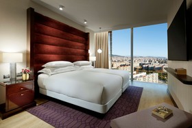 Hyatt Regency Barcelona Tower
